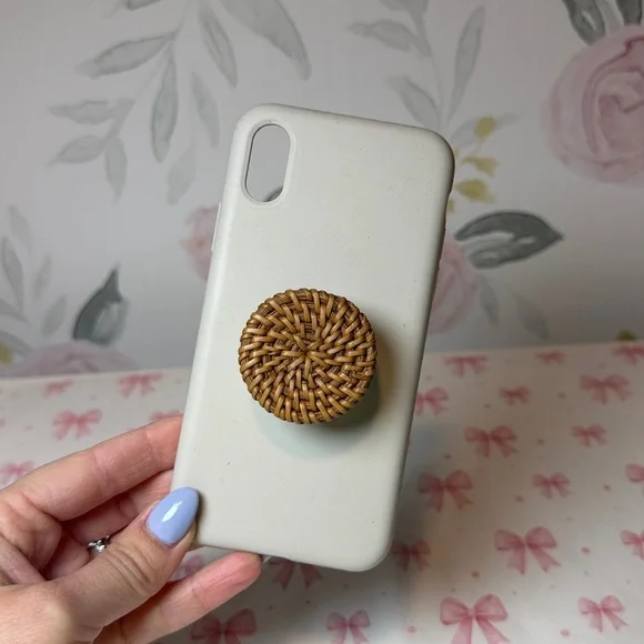 Hirsh & Timber IPhone case - Picture 1 of 2